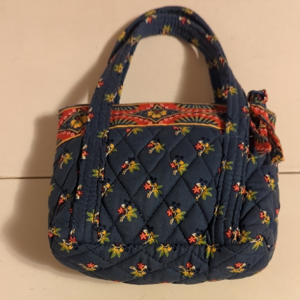 New With Tag Vera Bradley Floral Quilted Handbag